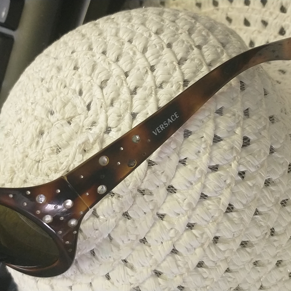 Versace Shades! - Picture 8 of 8